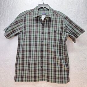 Patagonia Mens Short Sleeve‎ Button Up Shirt Plaid Size M Preppy